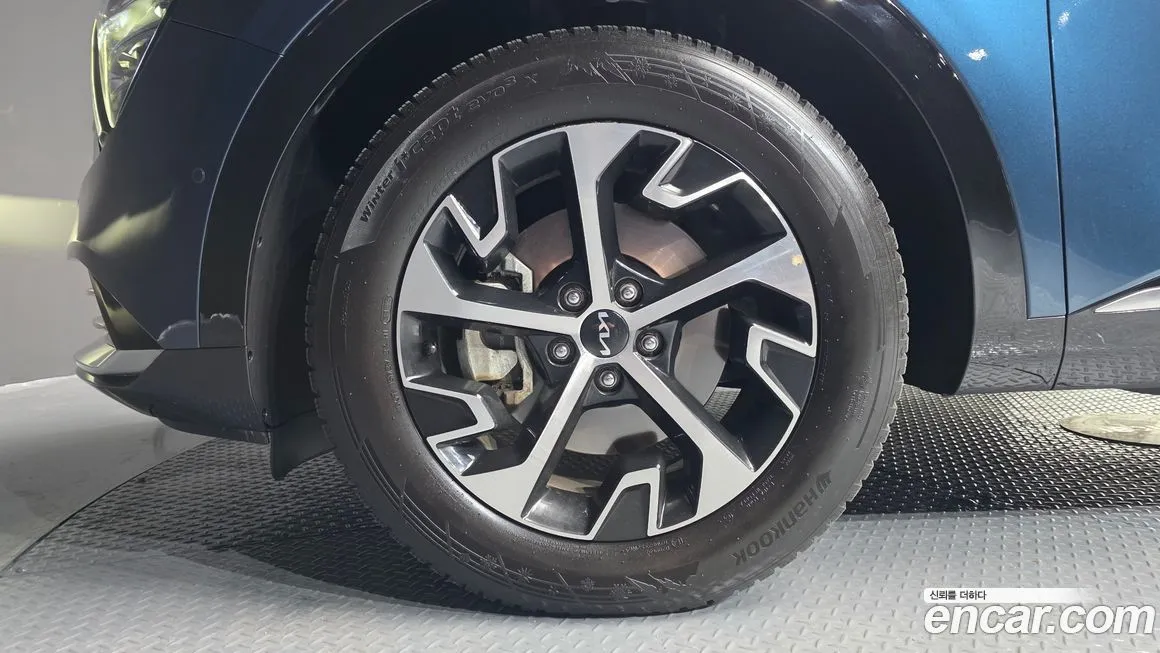 Kia Sportage — фото 8