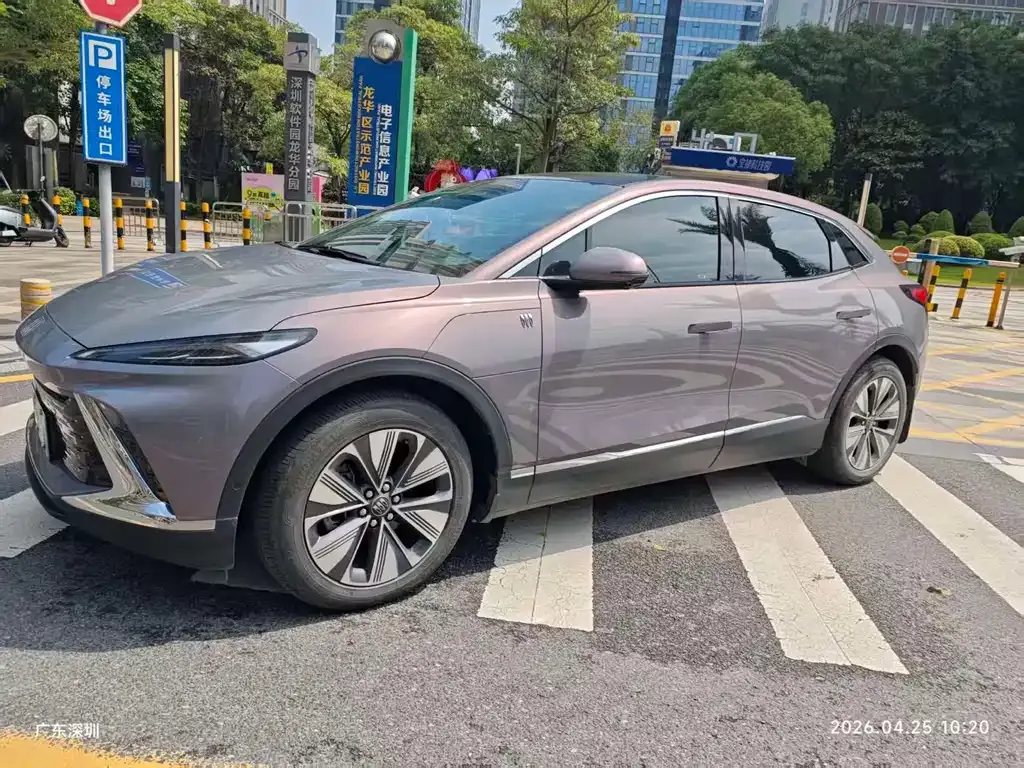Buick E4