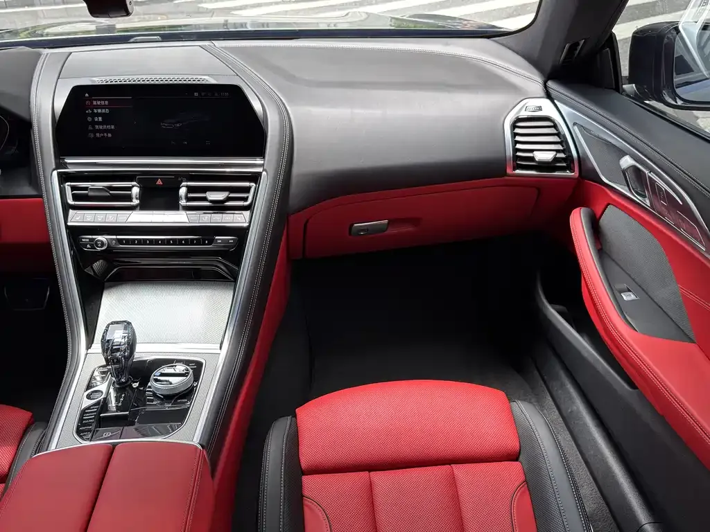 BMW 8 Series 2021 из CN, фото 10