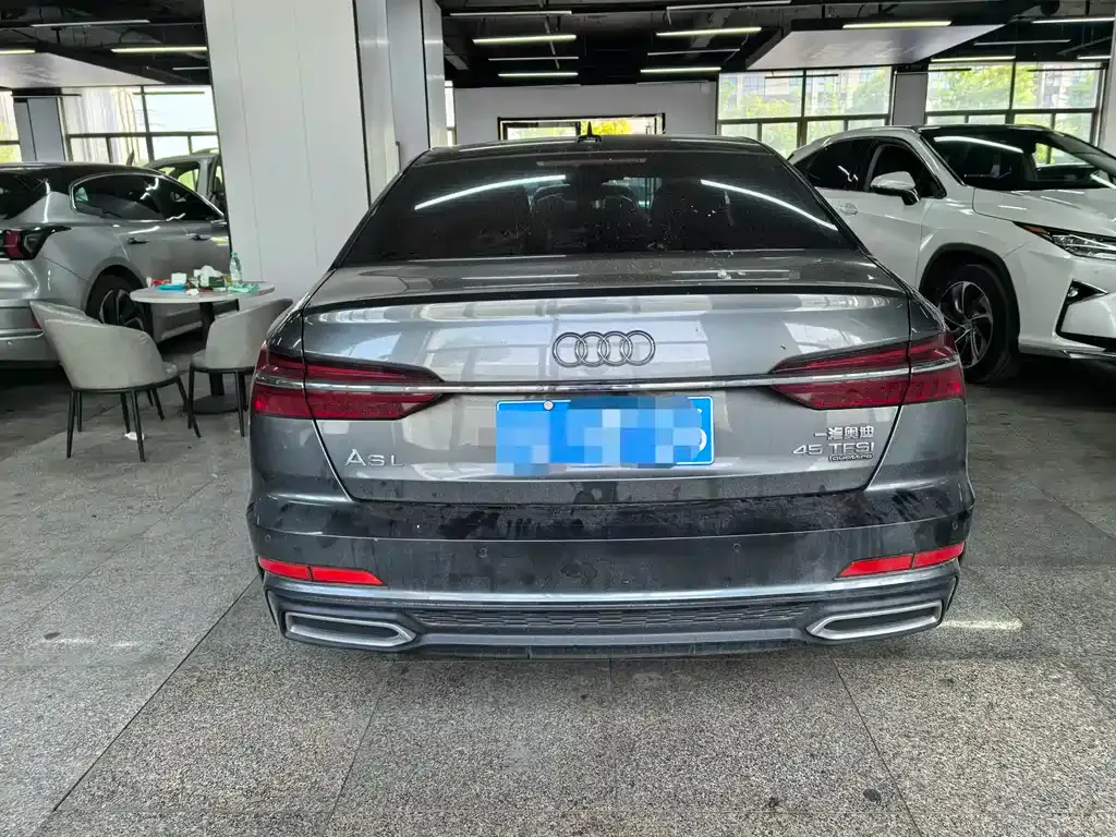 Audi A6L 2021 из CN, фото 8