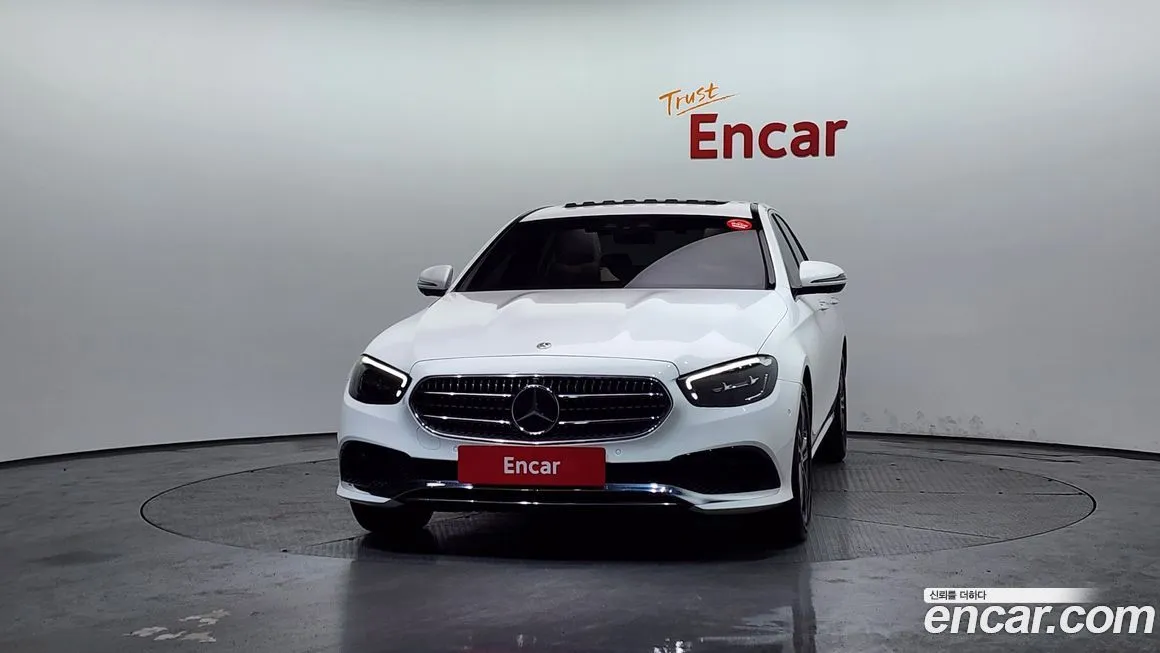 Mercedes-Benz E-Class 2023 из KR, фото 10