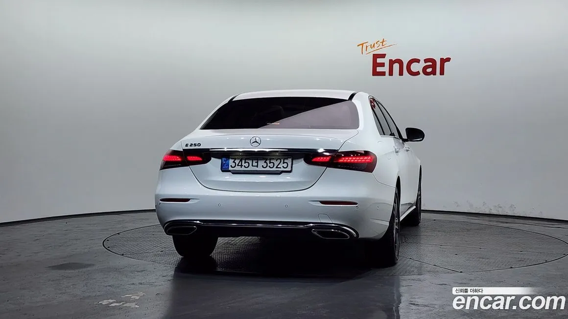 Mercedes-Benz E-Class 2023 из KR, фото 5