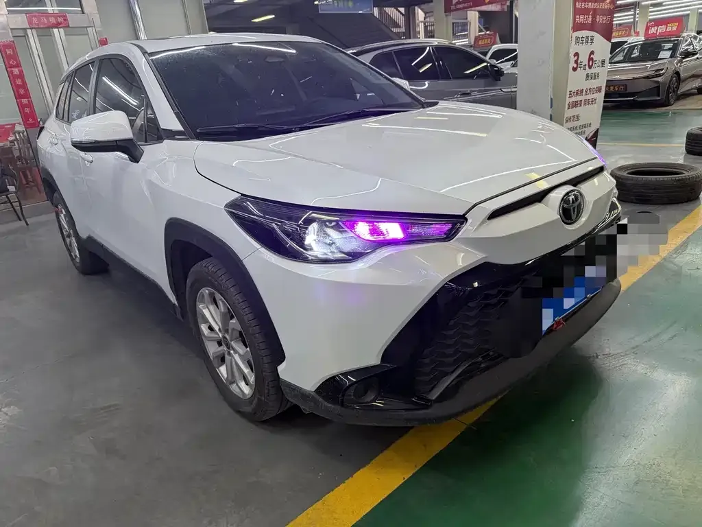 Toyota Frontlander 2023 из CN, фото 8