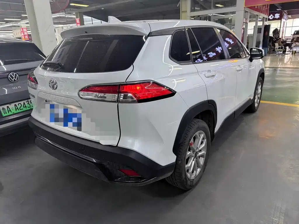 Toyota Frontlander 2023 из CN, фото 4