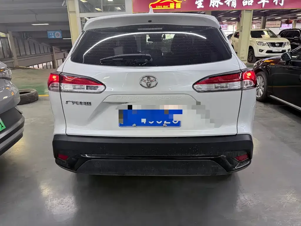 Toyota Frontlander 2023 из CN, фото 7