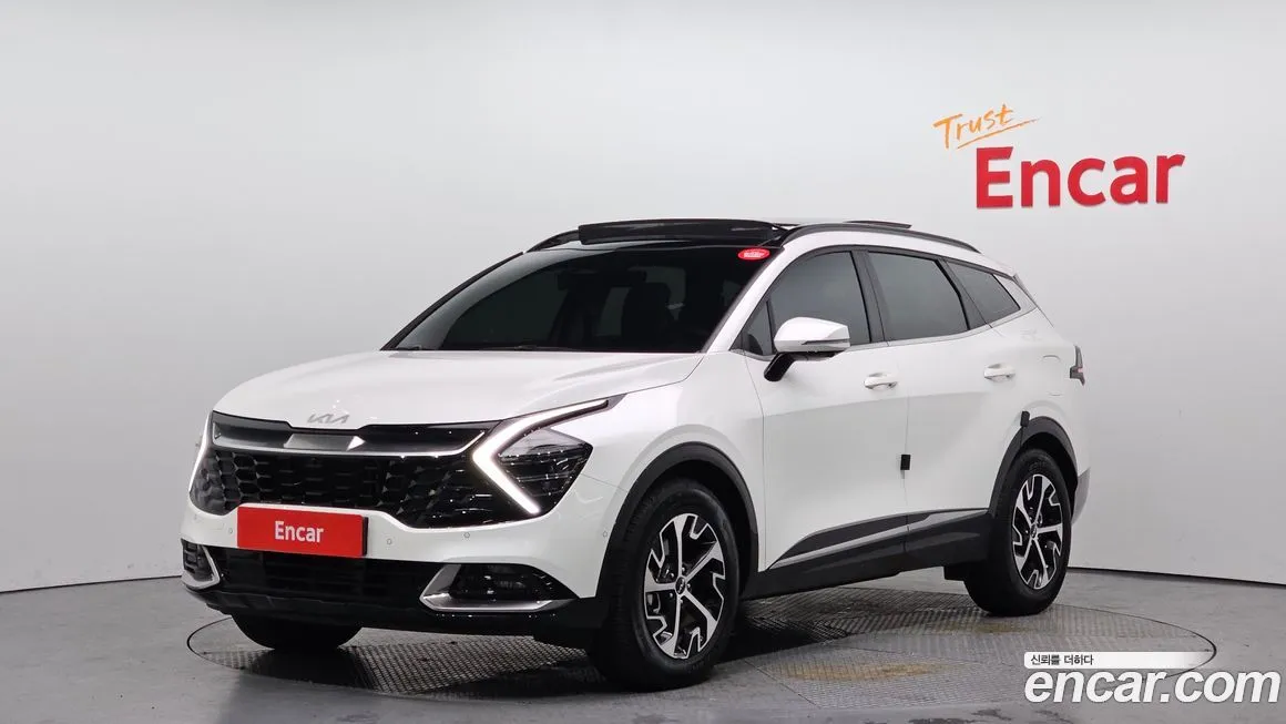 Kia Sportage — фото 1