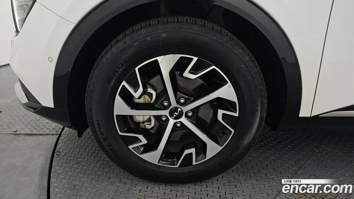 Kia Sportage — фото 10