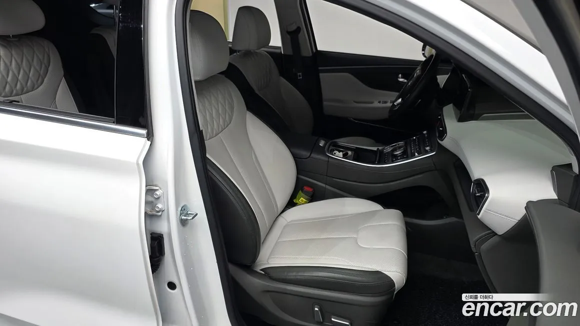 Hyundai Santafe 2023 из KR, фото 2