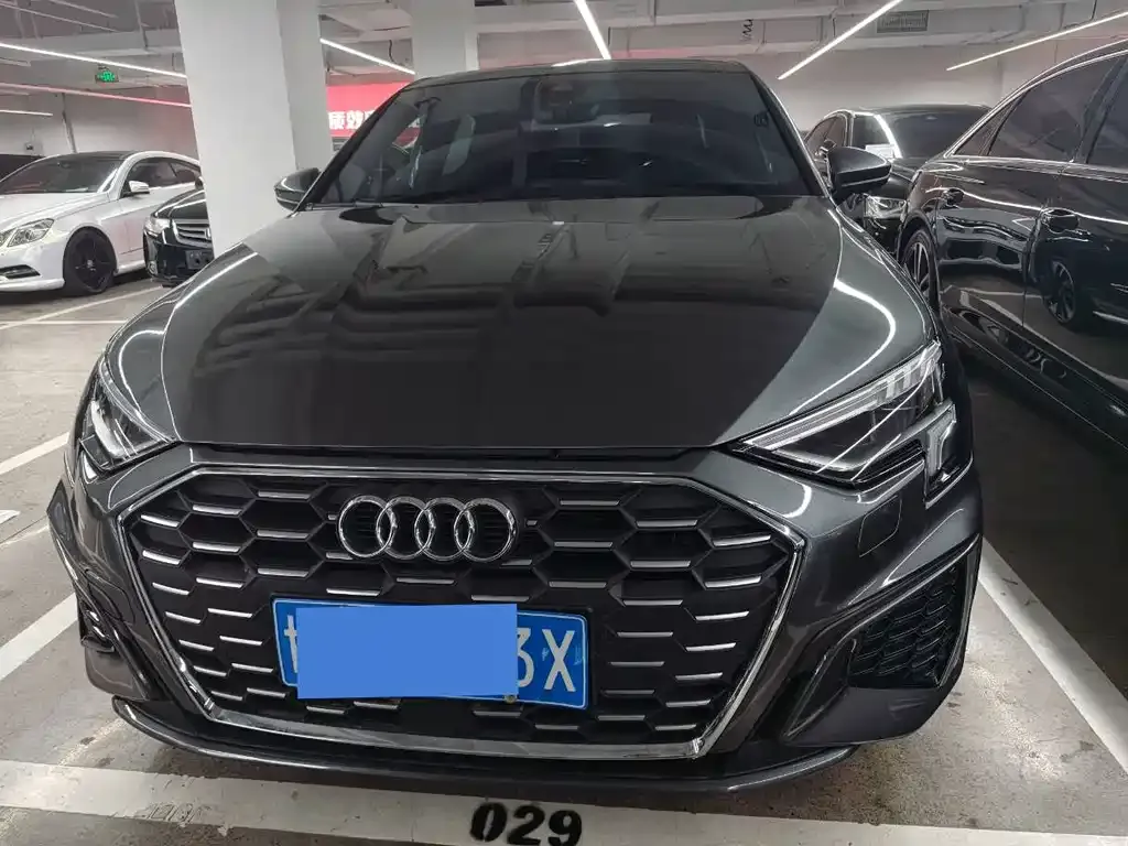 Audi A3 2024 из CN, фото 2