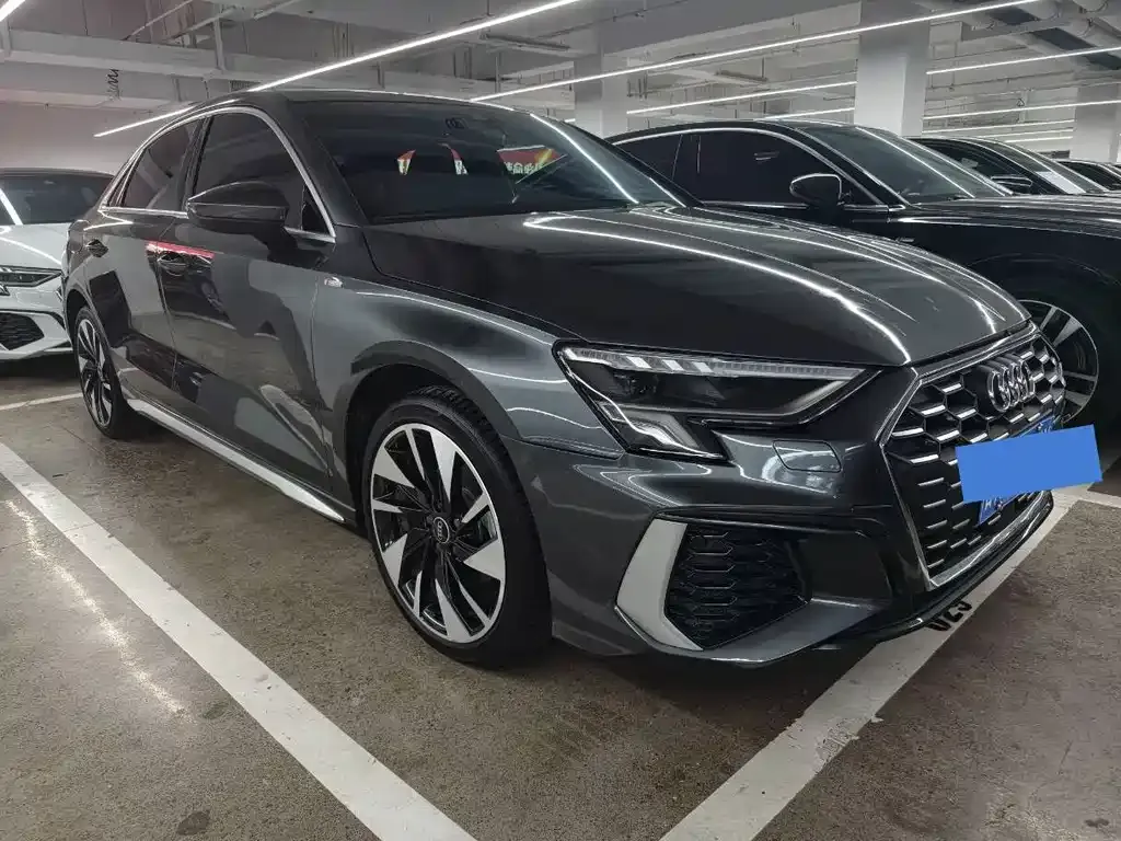 Audi A3 2024 из CN, фото 10