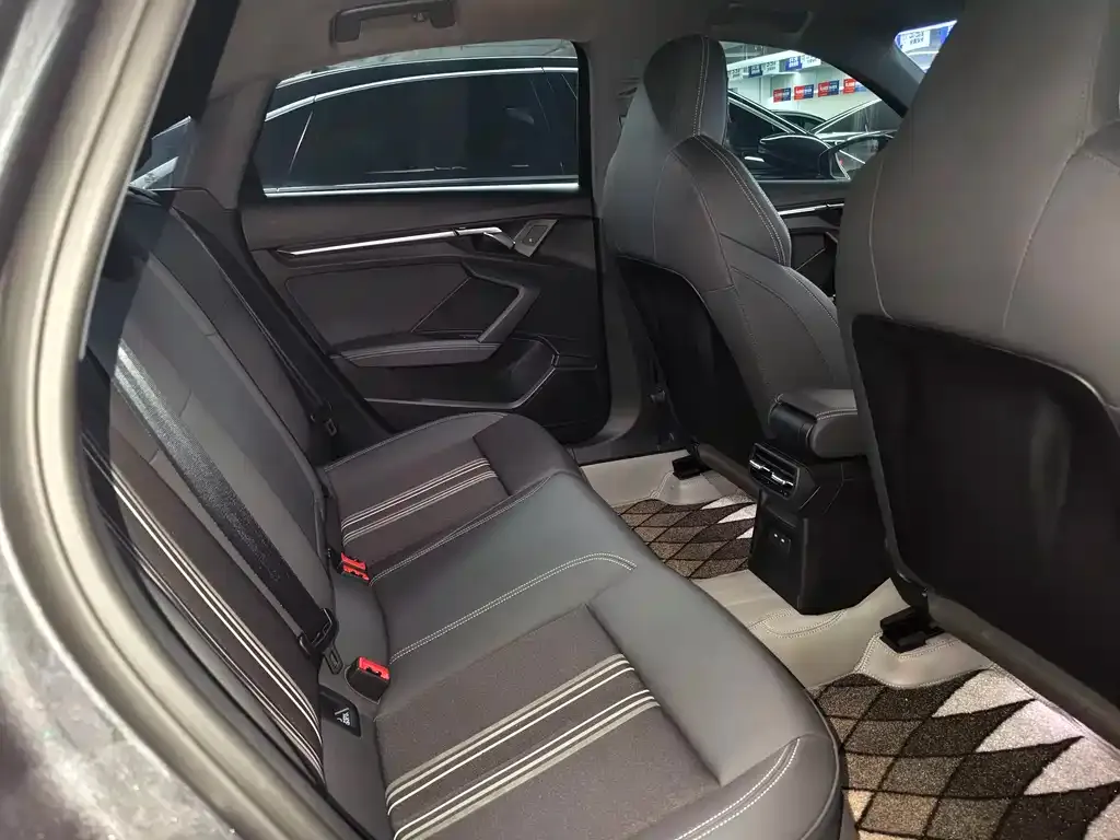 Audi A3 2024 из CN, фото 8