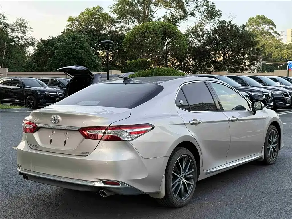Toyota Camry 2024 из CN, фото 5