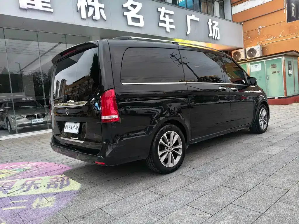 Mercedes-Benz V-Class 2022 из CN, фото 9