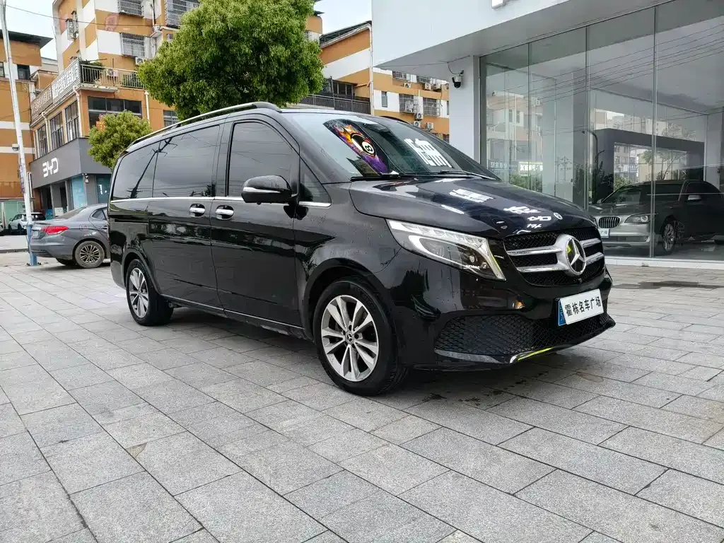 Mercedes-Benz V-Class 2022 из CN, фото 8