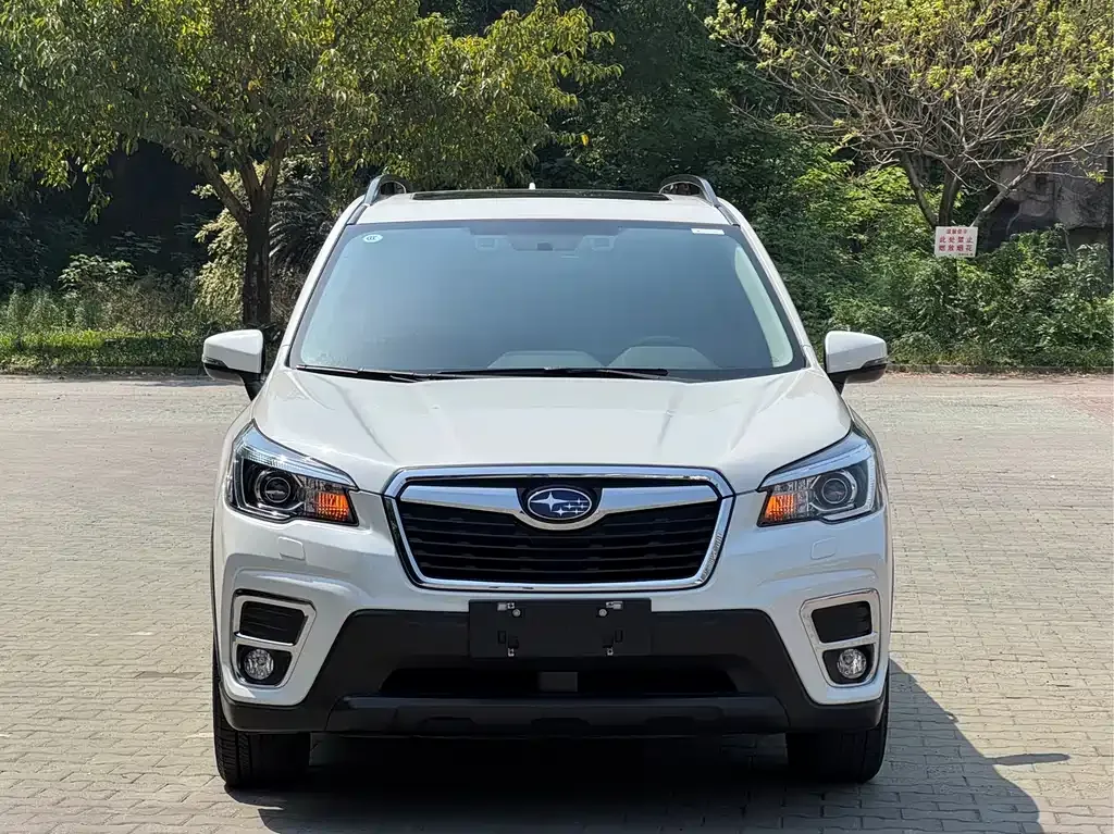 Subaru Forester 2022 из CN, фото 3