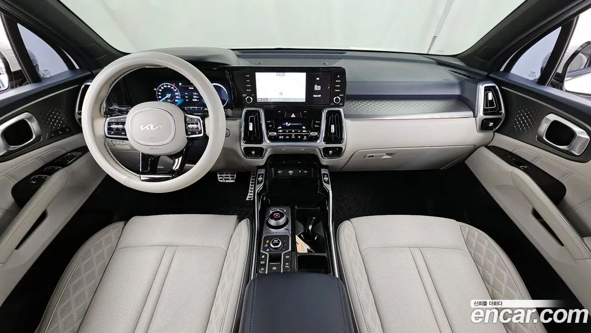Kia Sorento — фото 10