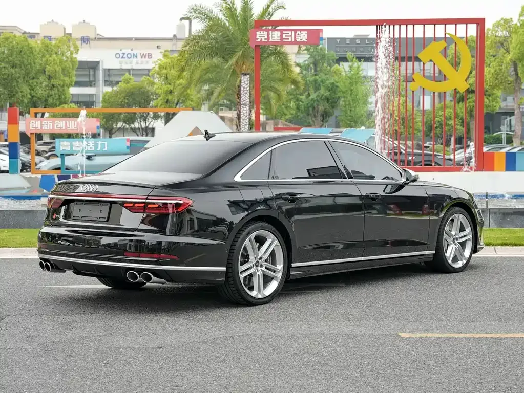 Audi S8 2022 из CN, фото 7