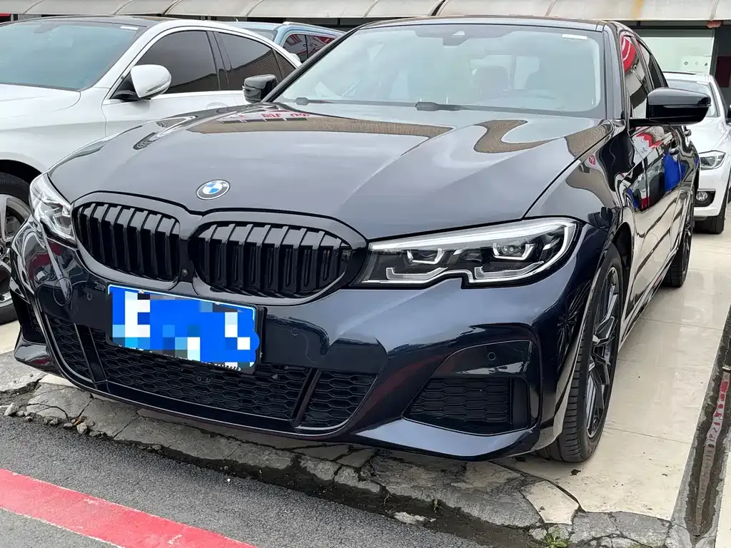 BMW 3 Series — фото 1