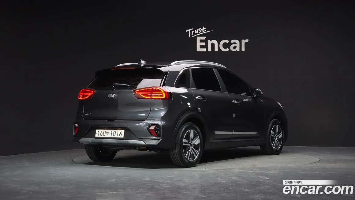 Kia Niro 2021 из KR, фото 2