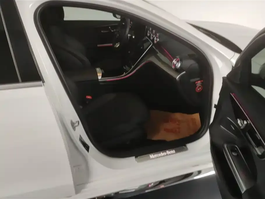 Mercedes-Benz C-Class 2024 из CN, фото 4