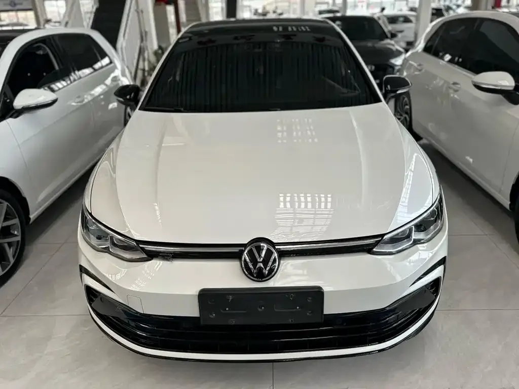 Volkswagen Golf 2022 из CN, фото 8