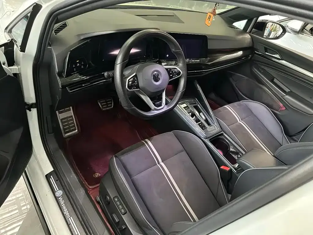 Volkswagen Golf 2022 из CN, фото 7