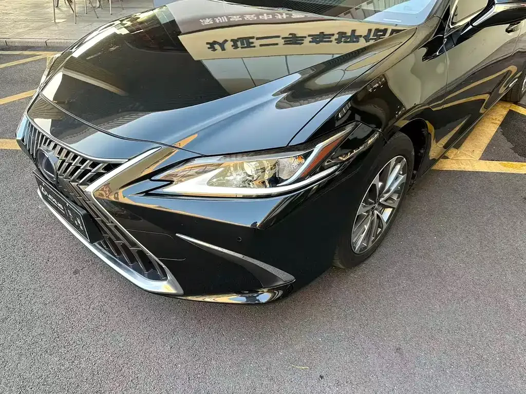 Lexus ES 2022 из CN, фото 9