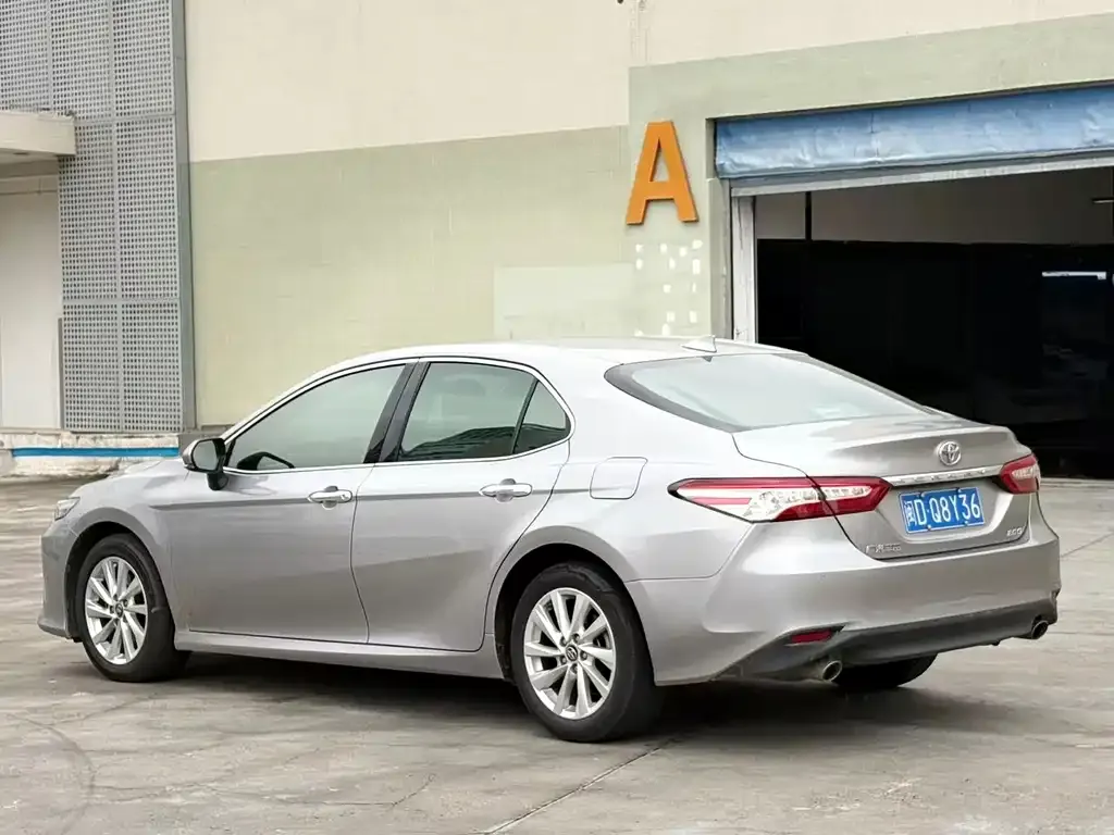 Toyota Camry 2022 из CN, фото 3