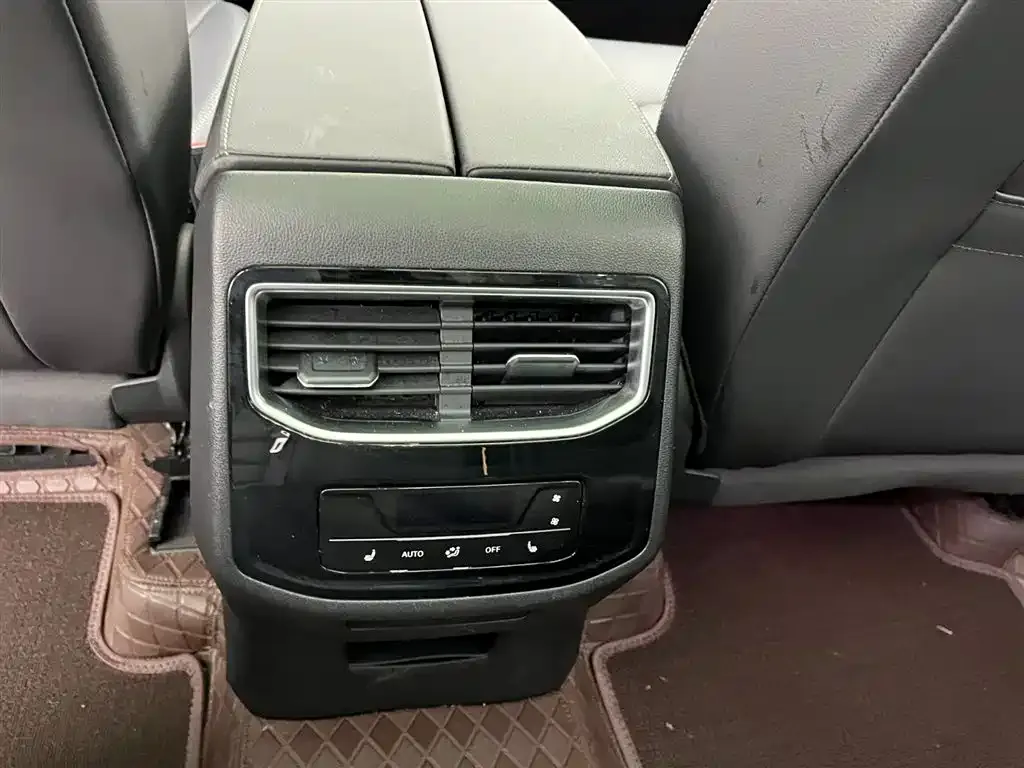 Volkswagen Talagon 2024 из CN, фото 3