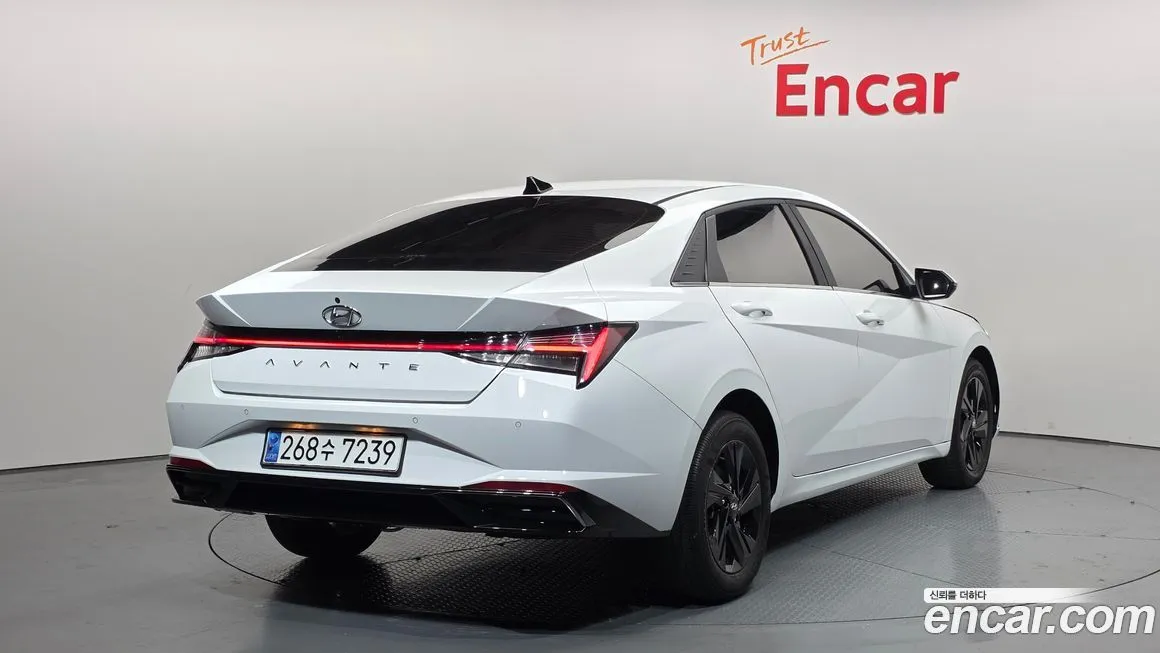 Hyundai AVANTE 2021 из KR, фото 2