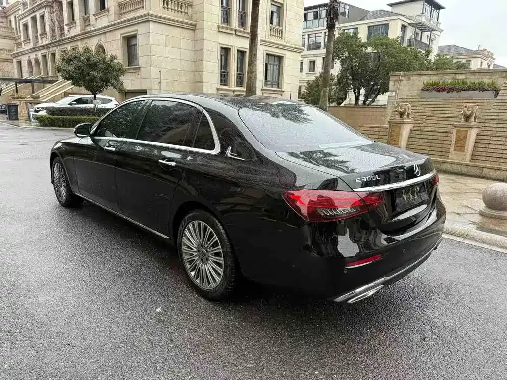 Mercedes-Benz E-Class 2023 из CN, фото 3