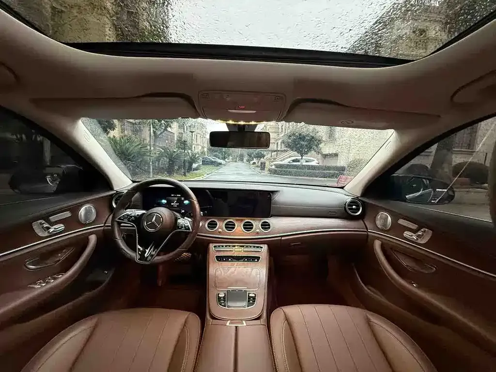 Mercedes-Benz E-Class 2023 из CN, фото 2