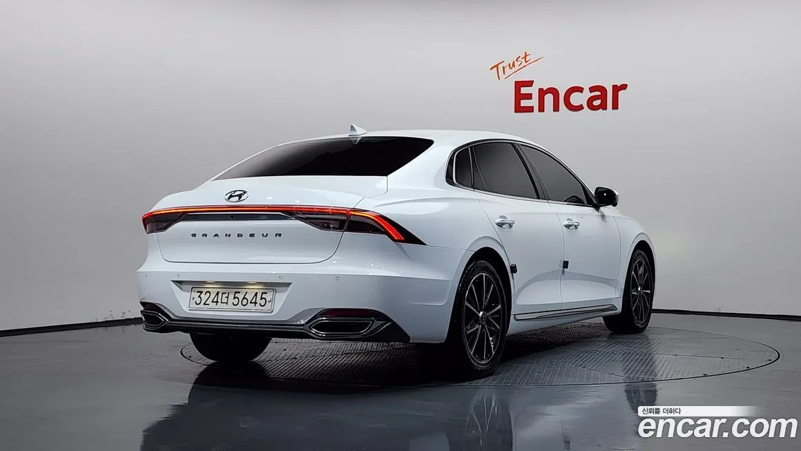 Hyundai Grandeur 2022 из KR, фото 10
