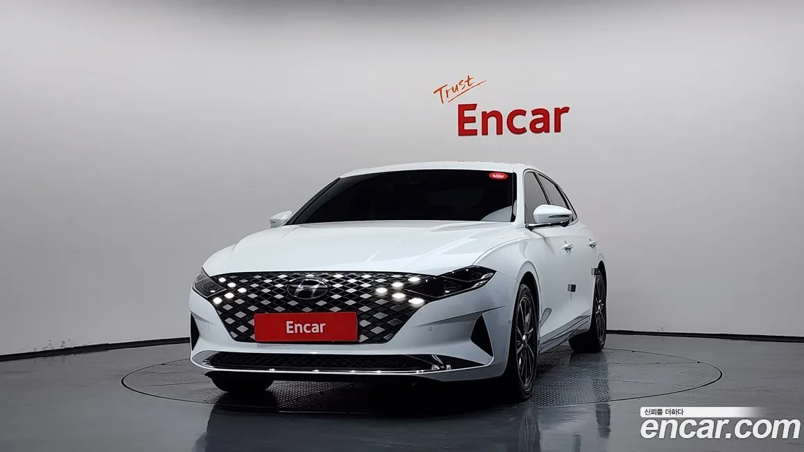 Hyundai Grandeur 2022 из KR, фото 2