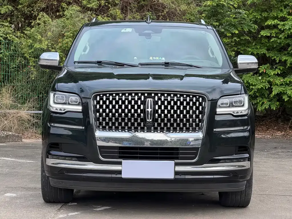 Lincoln Navigator 2023 из CN, фото 9