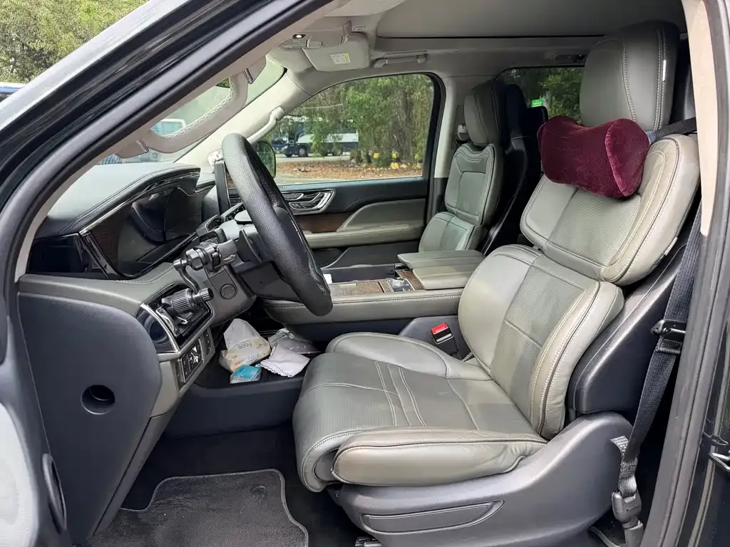 Lincoln Navigator 2023 из CN, фото 4