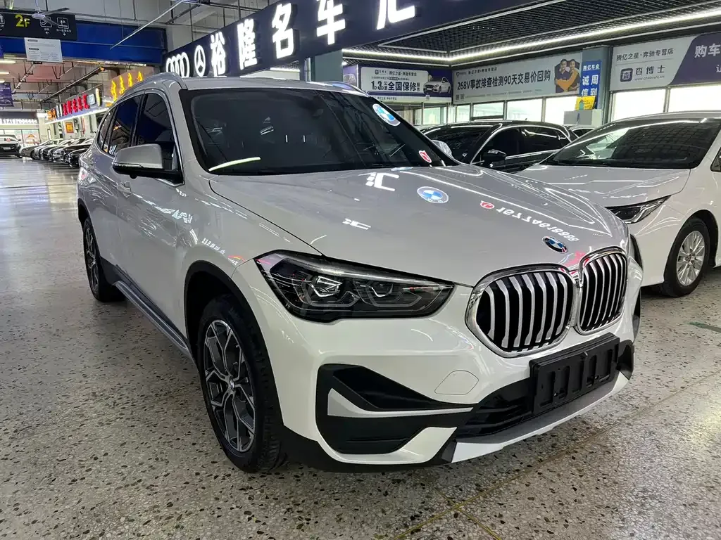 BMW X1 — фото 4