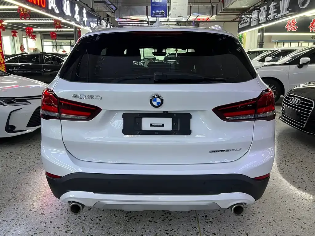 BMW X1 — фото 3