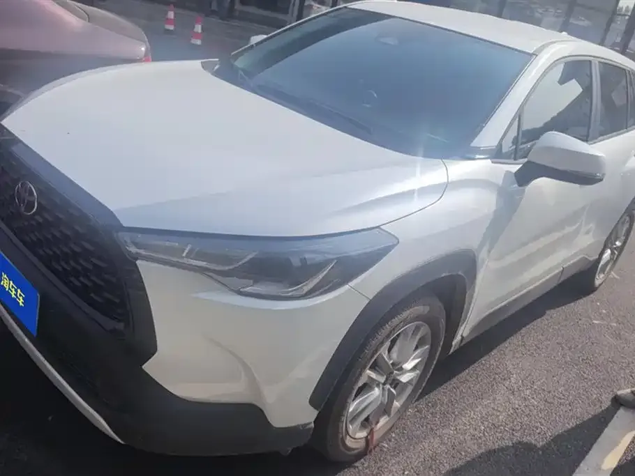 Toyota Corolla Cross 2024 из CN, фото 1