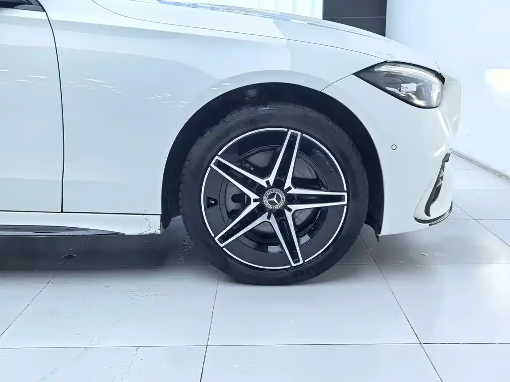 Mercedes-Benz C-Class 2024 из CN, фото 10