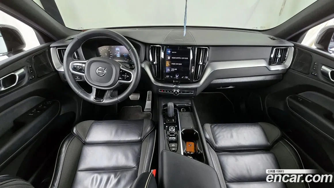 Volvo XC60 2021 из KR, фото 10