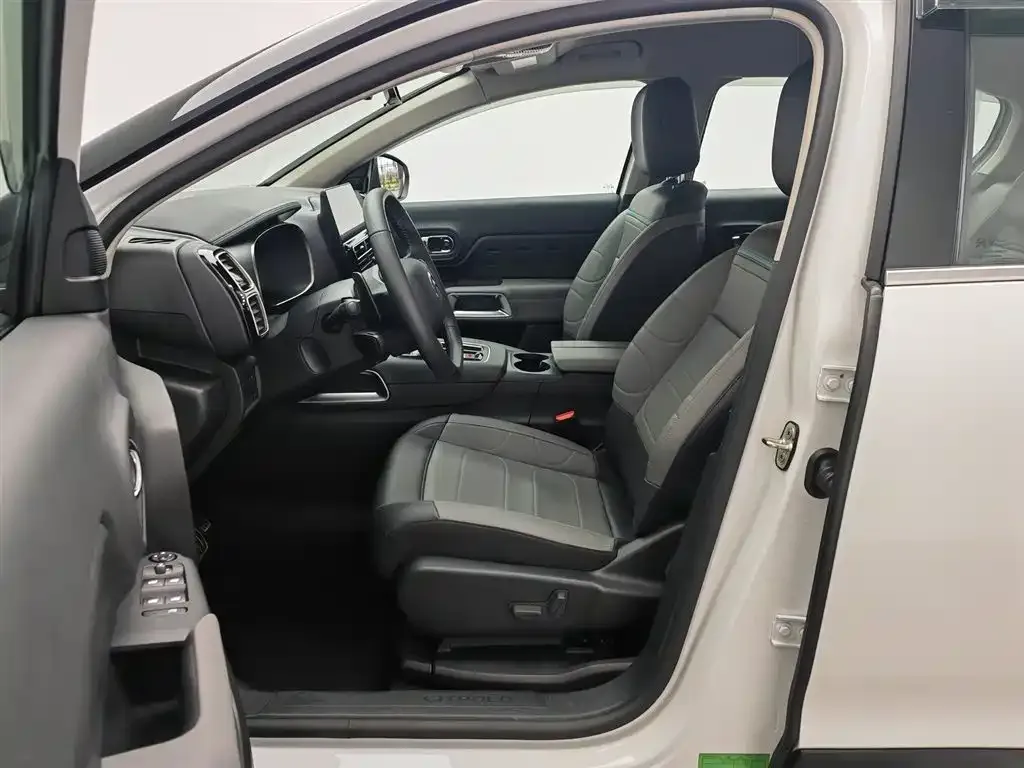 Citroen C5 AIRCROSS 2024 из CN, фото 9