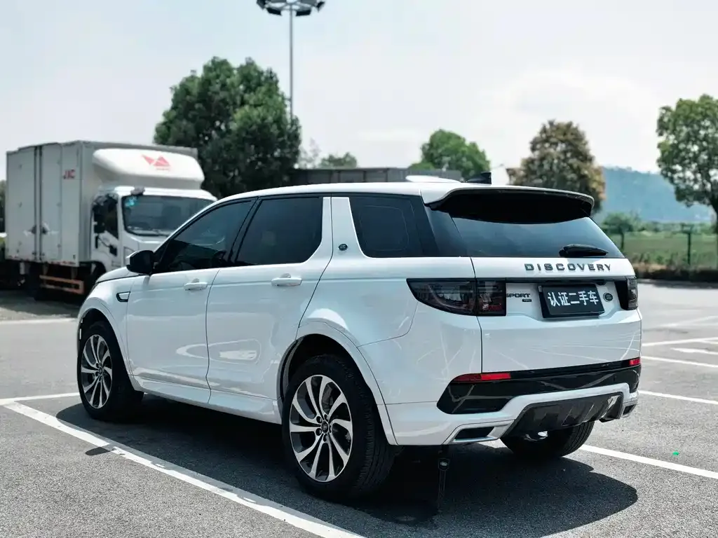 Land Rover Discovery Sport — фото 9