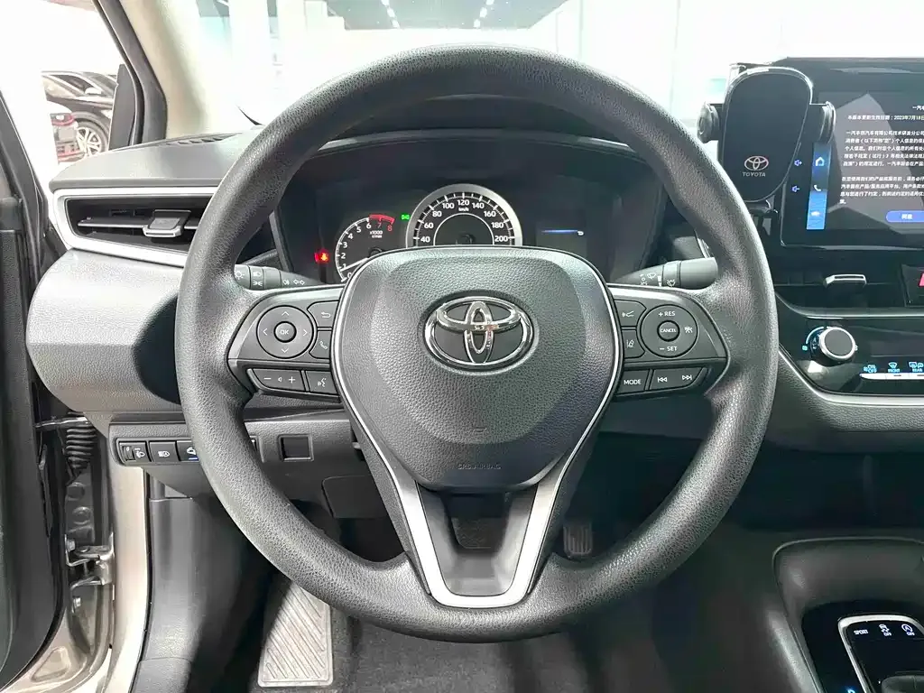 Toyota Corolla 2023 из CN, фото 7