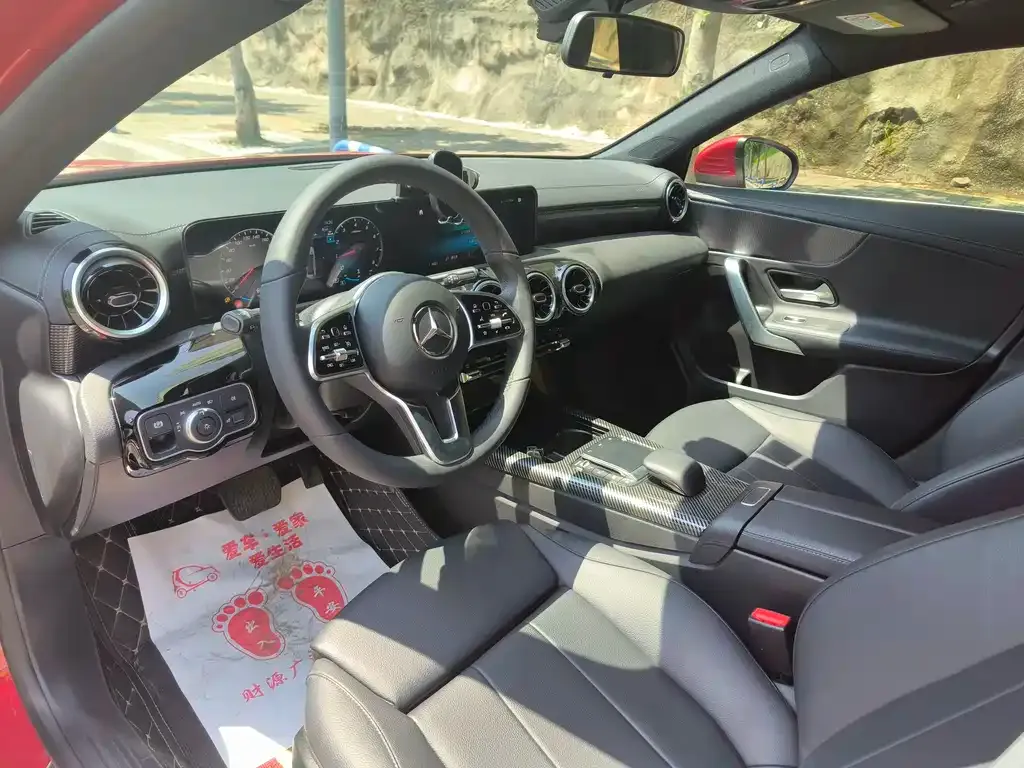 Mercedes-Benz A-Class 2023 из CN, фото 4