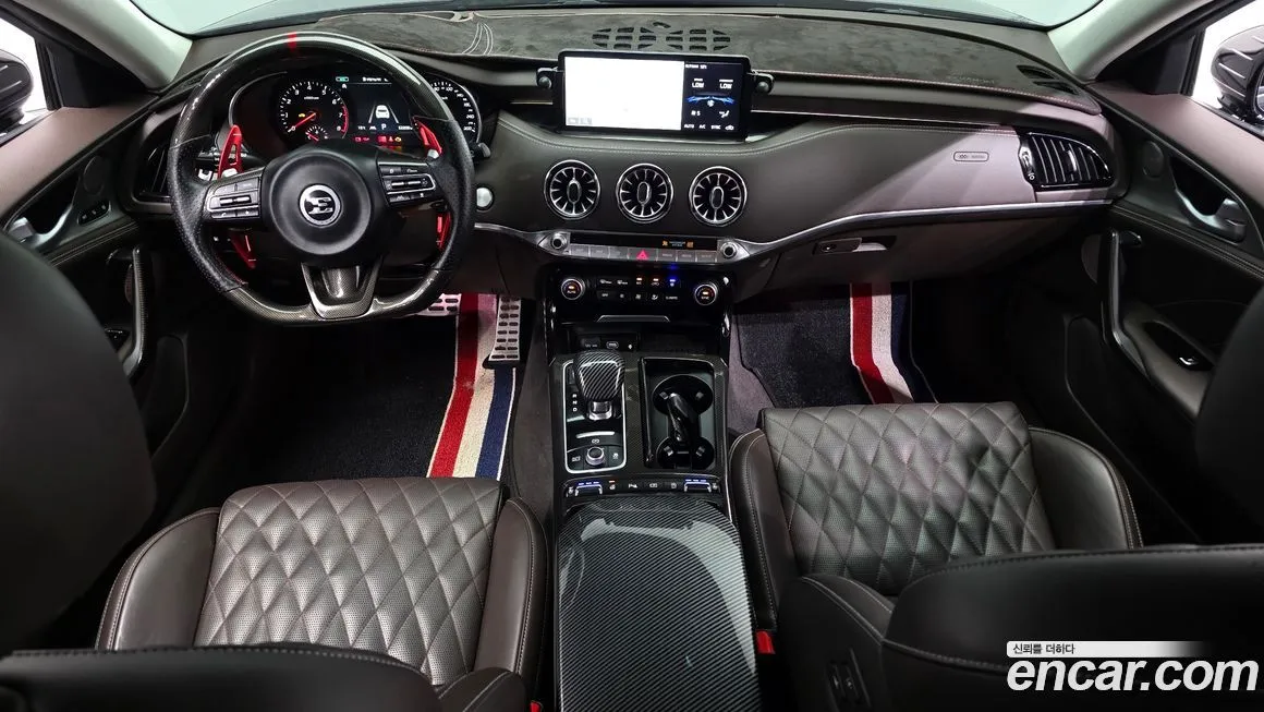 Kia Stinger — фото 10