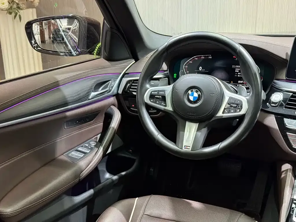 BMW 5 Series 2022 из CN, фото 7