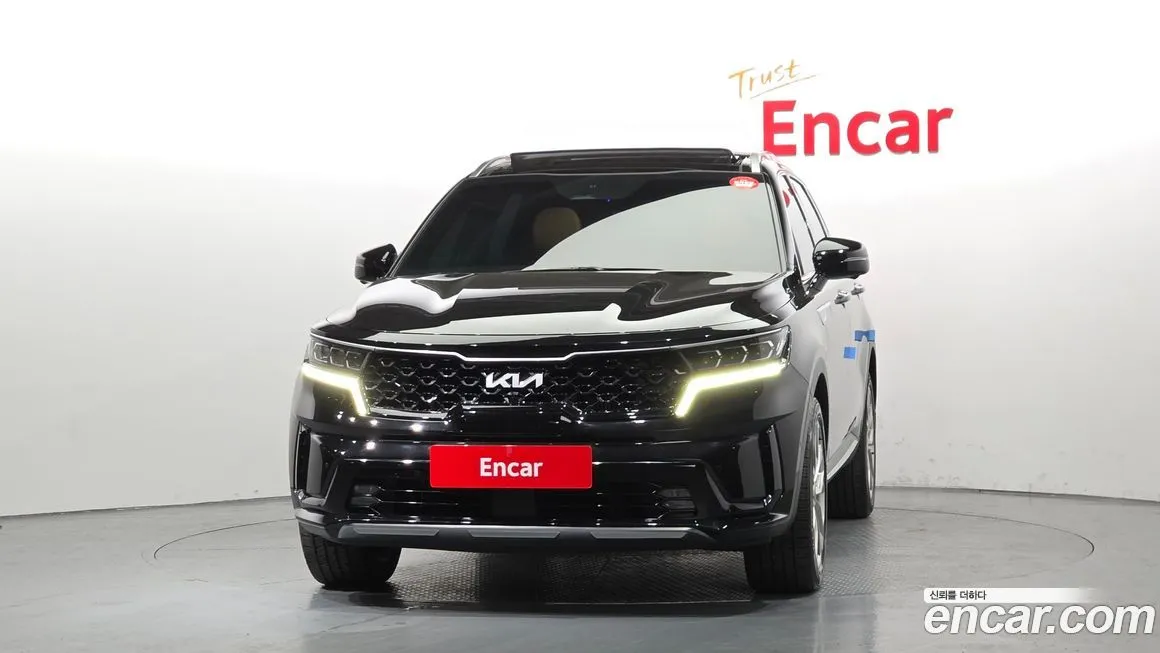 Kia Sorento 2023 из KR, фото 2