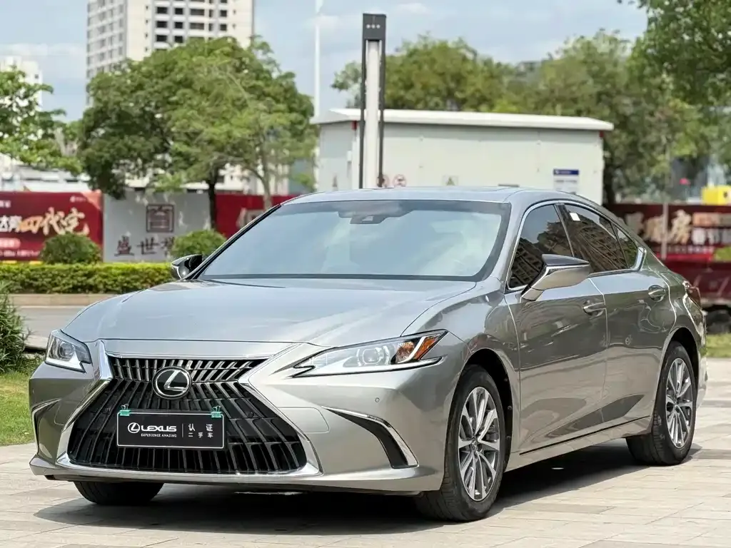 Lexus ES 2022 из CN, фото 1