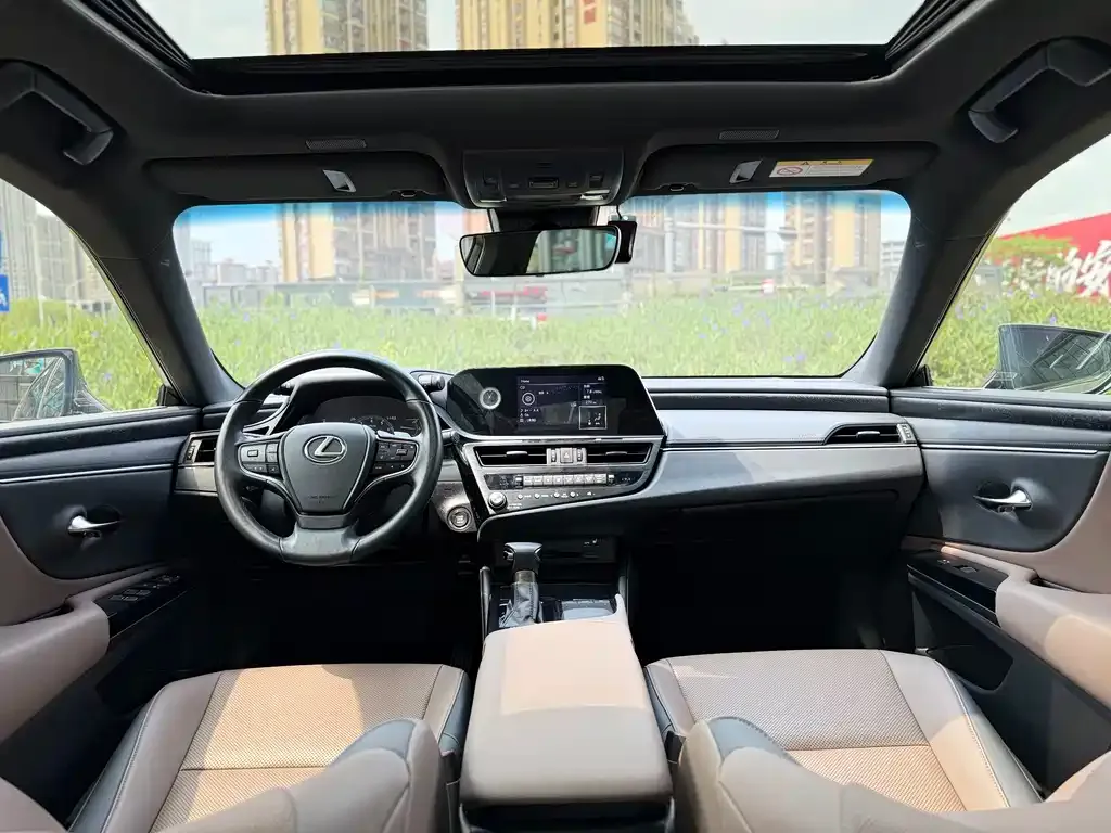 Lexus ES 2022 из CN, фото 8
